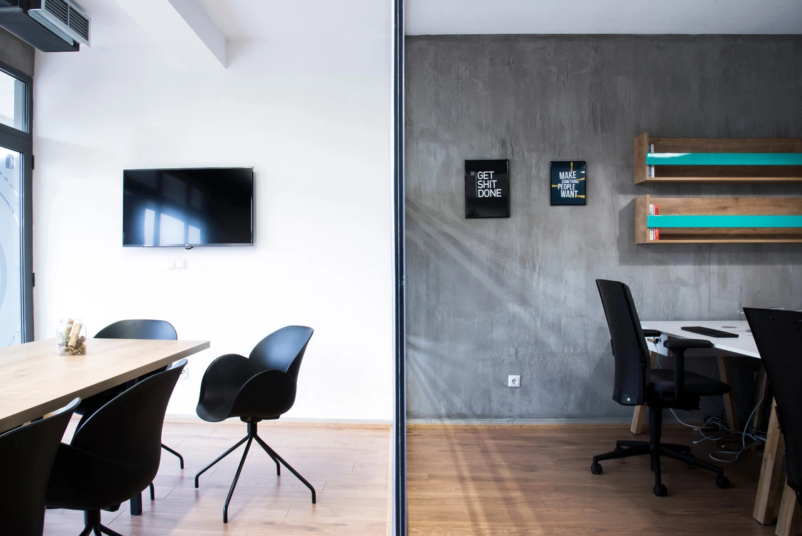 Manaferra Office, workplace interior by 10000 PRISHTINA